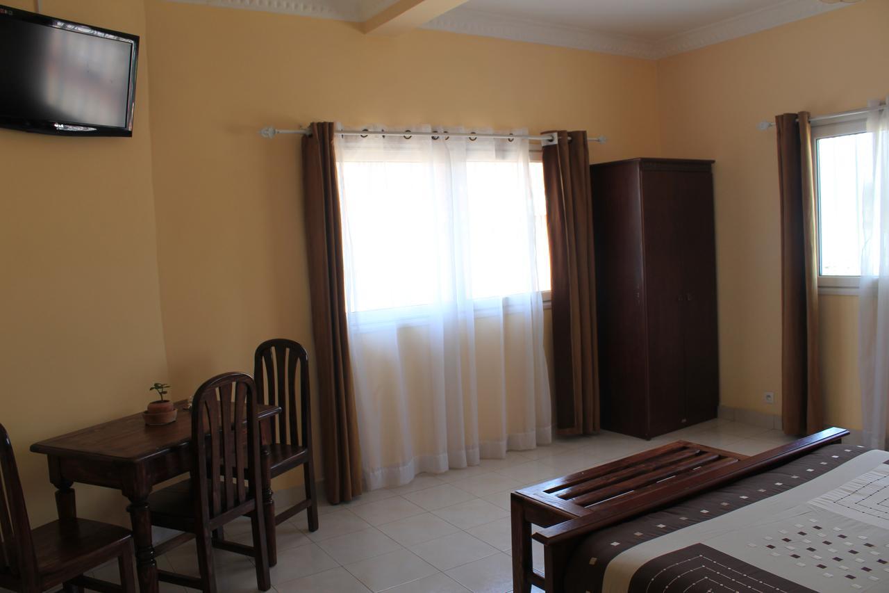 K.Meleon-Hotel Antananarywa Zewnętrze zdjęcie
