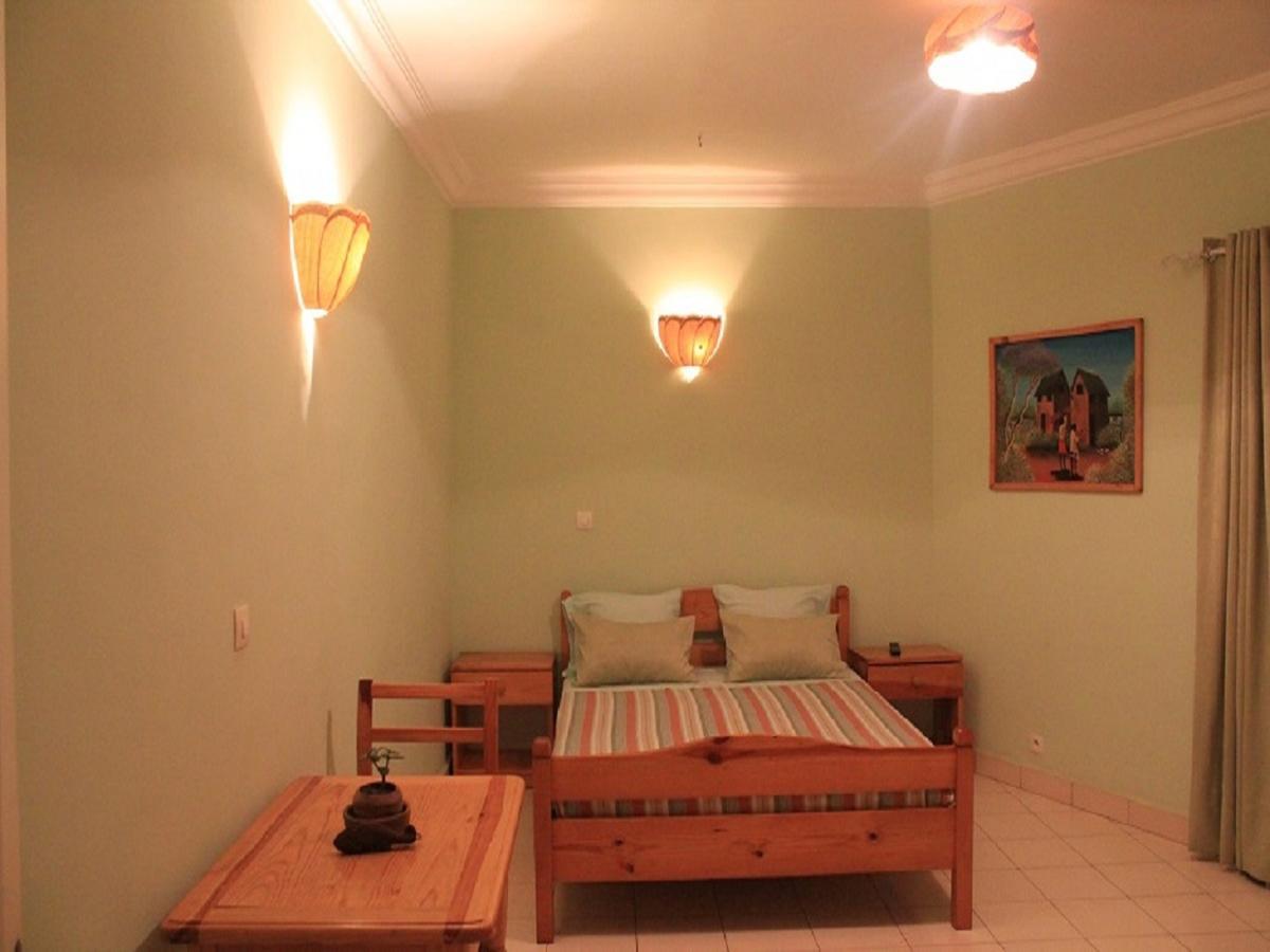 K.Meleon-Hotel Antananarywa Zewnętrze zdjęcie